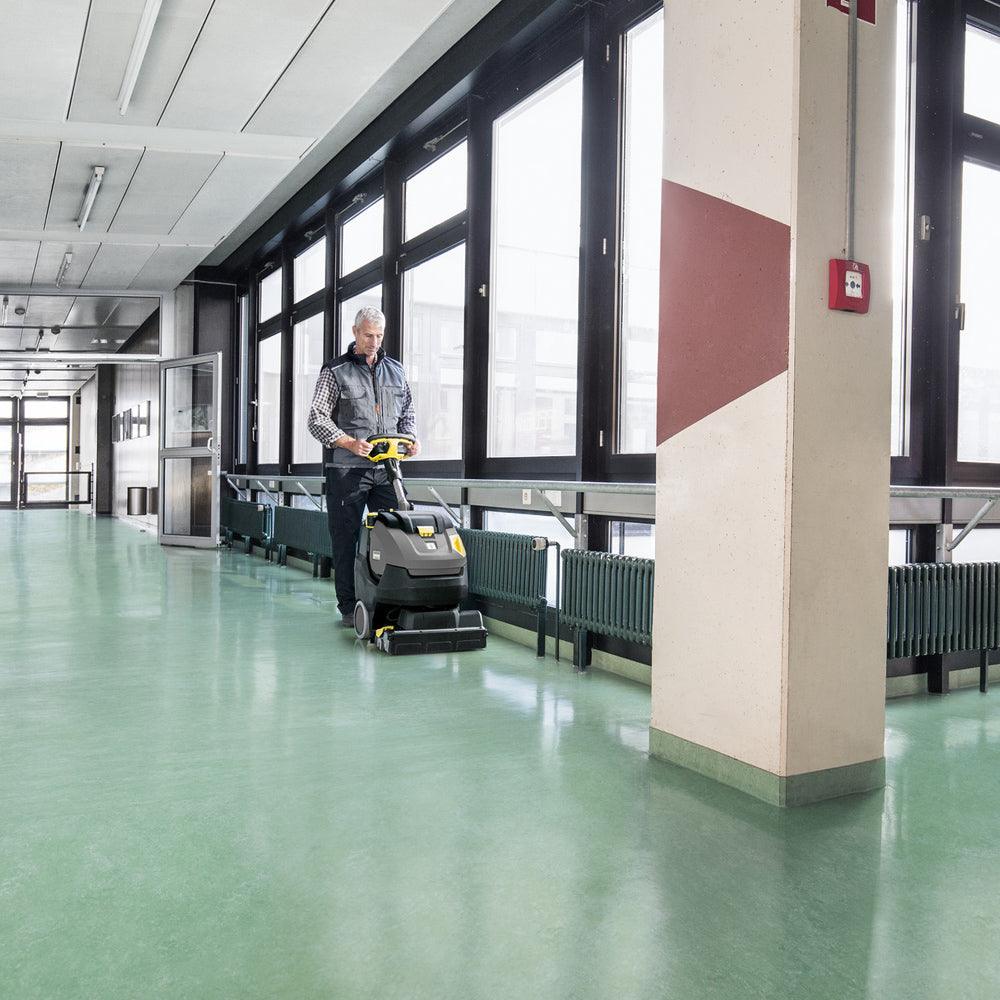 Karcher | Battery Powered Floor Scrubber Dryer | BR 45/22 Bp - Image 8