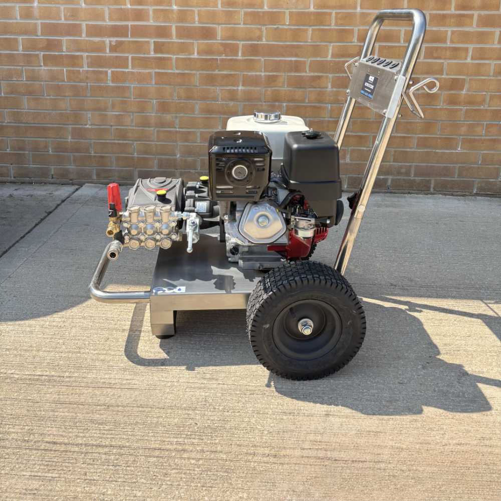 The Ultimate Honda Petrol Pressure Washer Bundle - Image 13