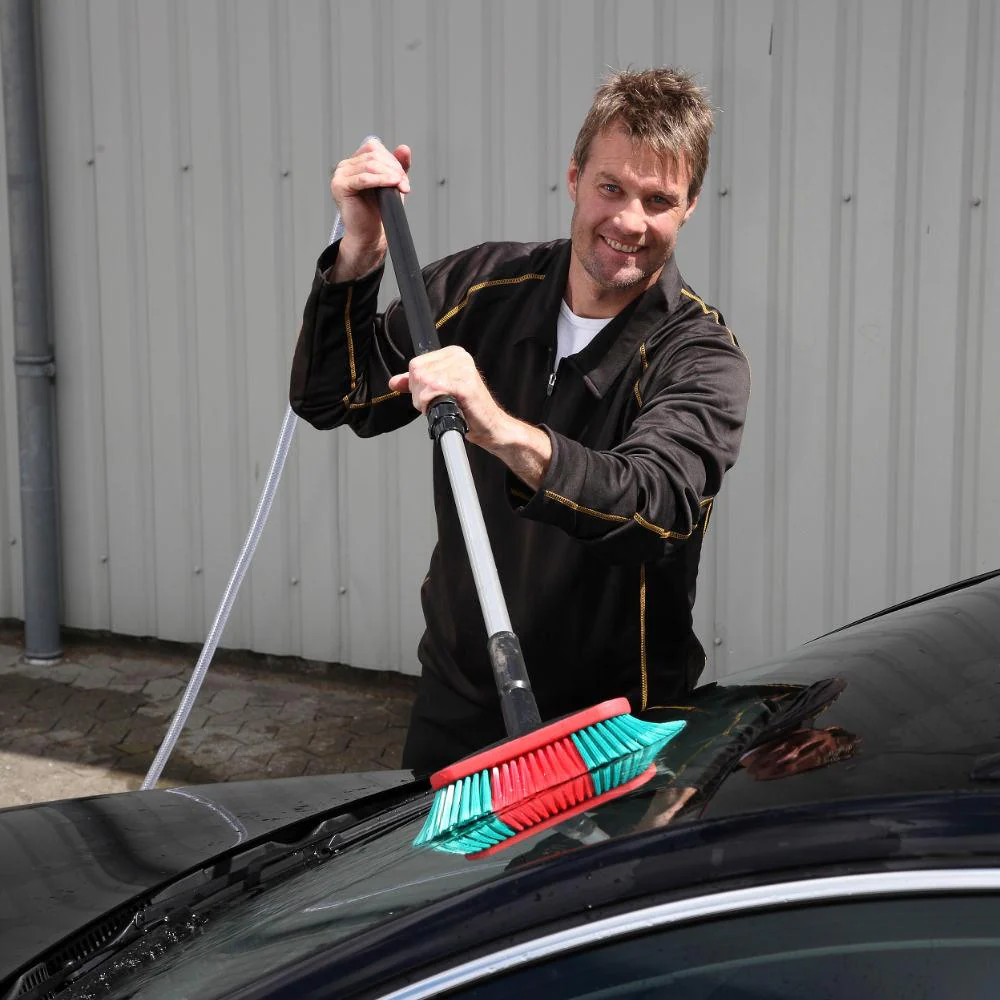 Vikan Vehicle Wash Brush | Waterfed | 260 MM - Image 4