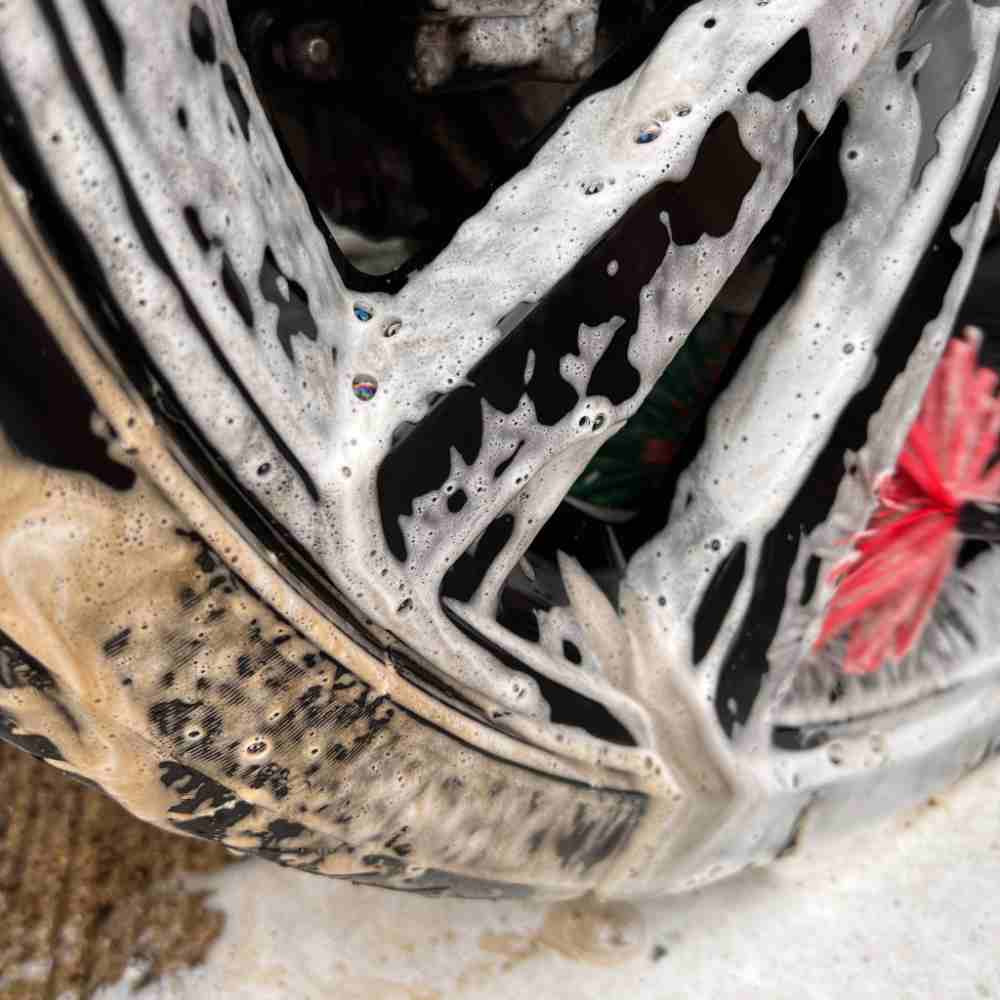 Wheel Cleaner - Image 7